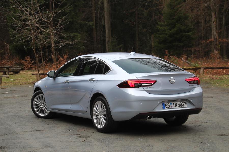  Opel Insignia Grand Sport Turbo D 2017 года  (фото 27 из 29)